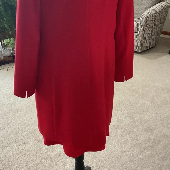 Banana Republic Red dress AND Tahari jacket, AND gold necklace - Picture 5 of 12